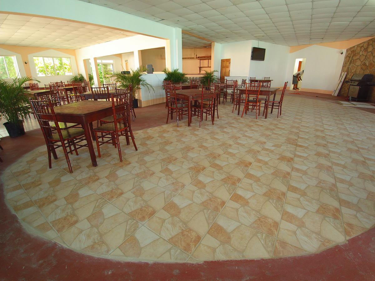 Pinneys Beach Hotel Nevis Charlestown Eksteriør billede